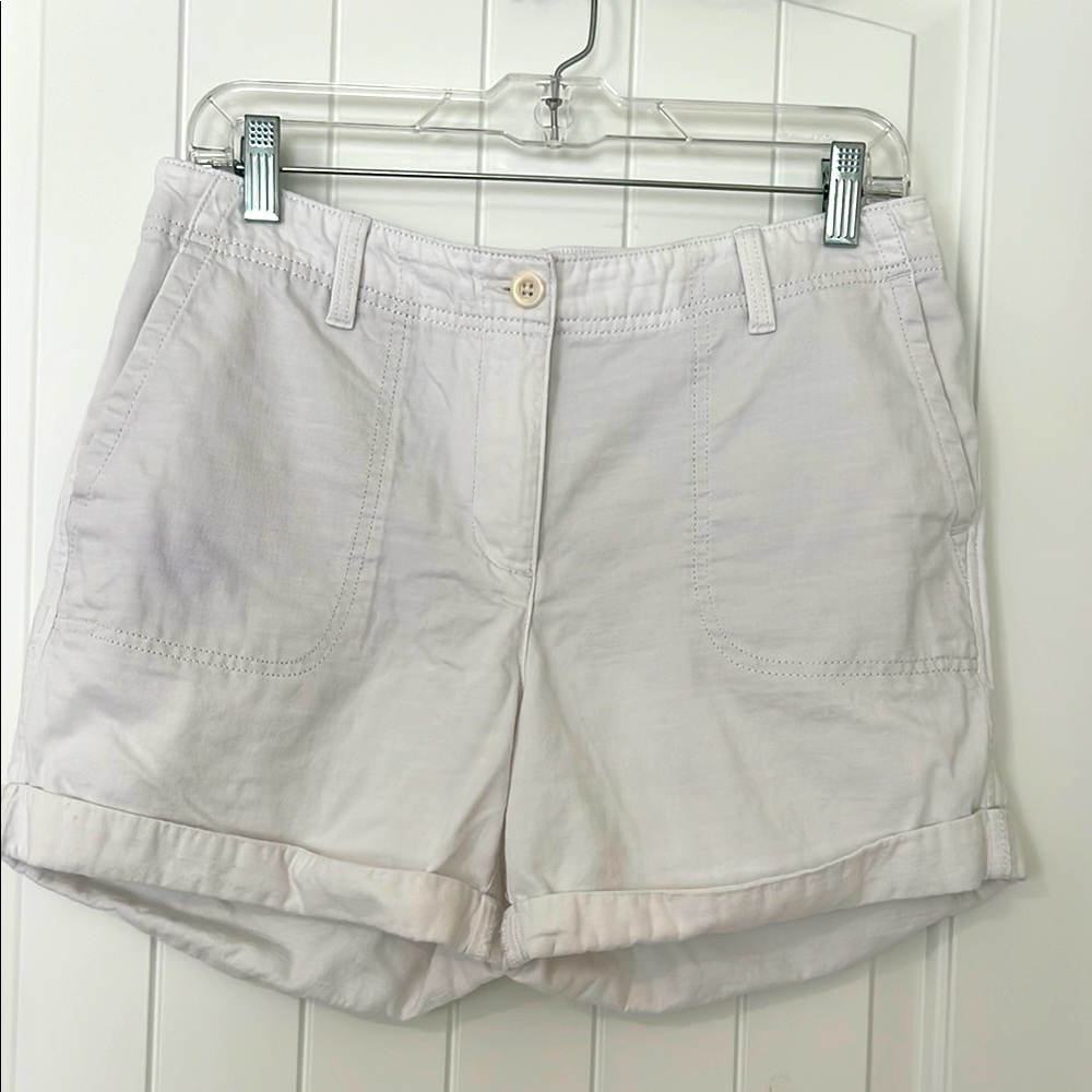 Talbots. Sz 8P, wait, linen, cotton blend, cuffed, elastic waist in back, shorts